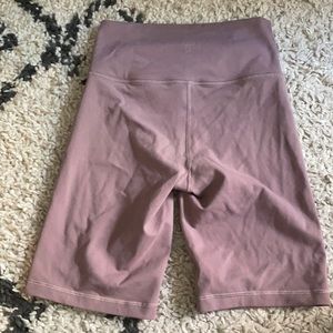Aritzia TNA Biker Short (S)